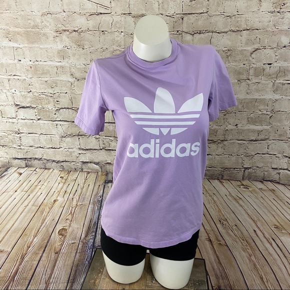 adidas Tops - Adidas lilac short sleeve T-shirt size XS